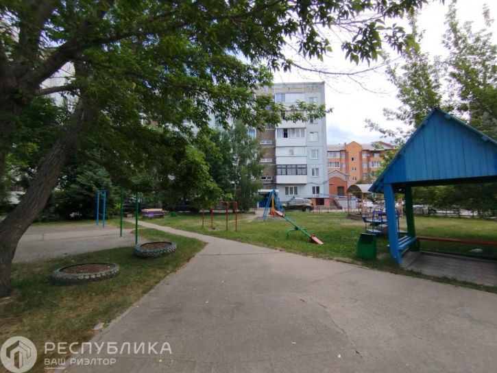 3-комн квартира Народная, 5